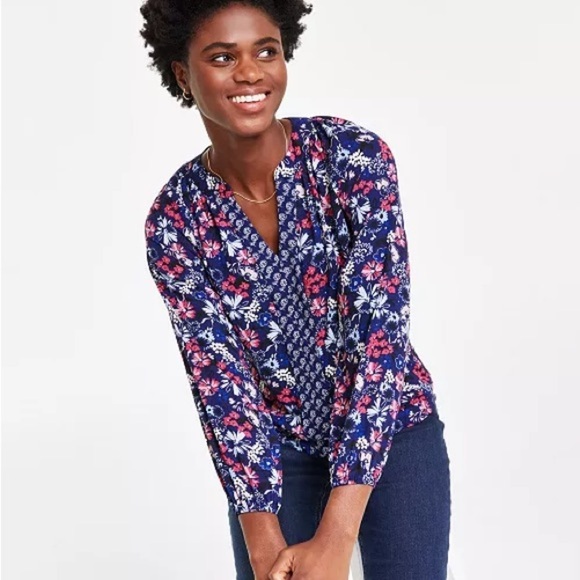 Jones New York
Women's Printed Raglan-Sleeve Top - Picture 1 of 5